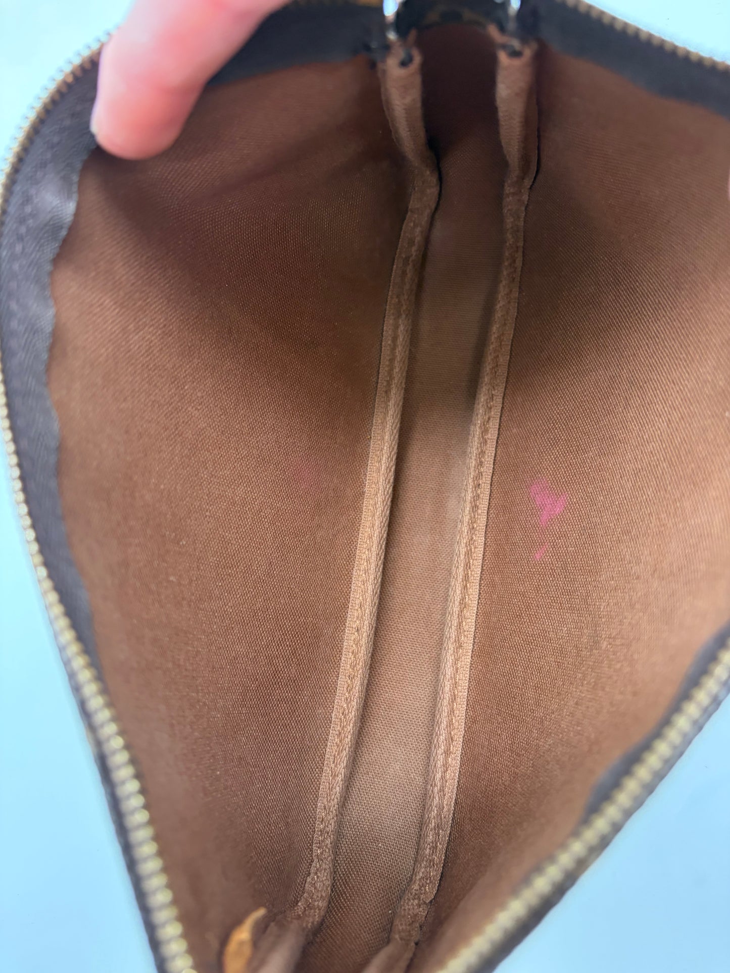 Louis Vuitton Monogram Pochette Accessoires Handtasche