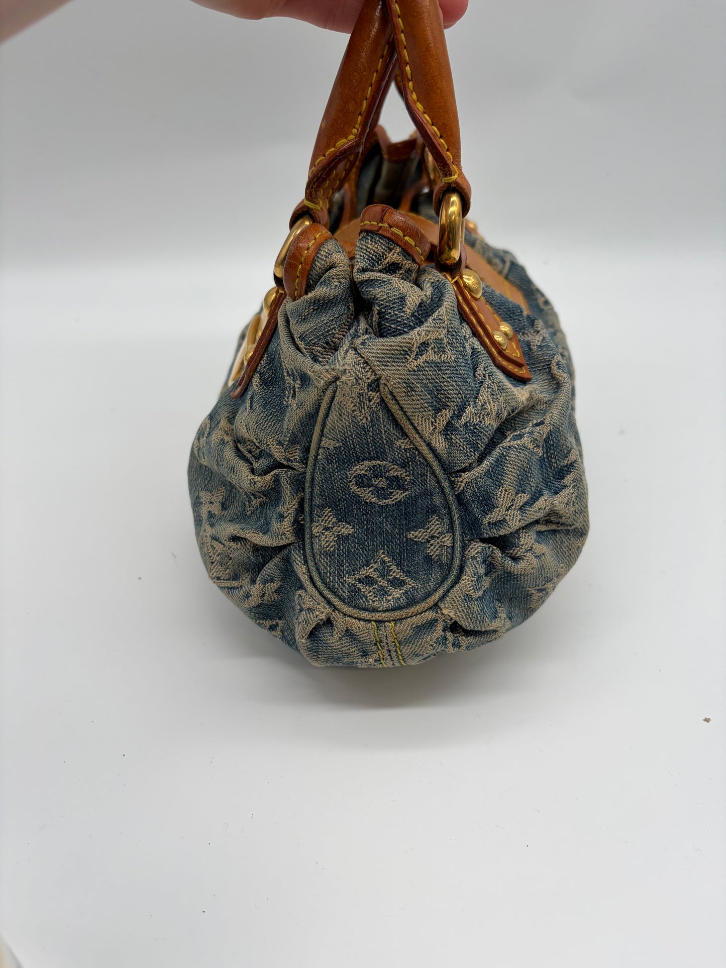 Louis Vuitton Pleaty Monogram Denim Handtasche