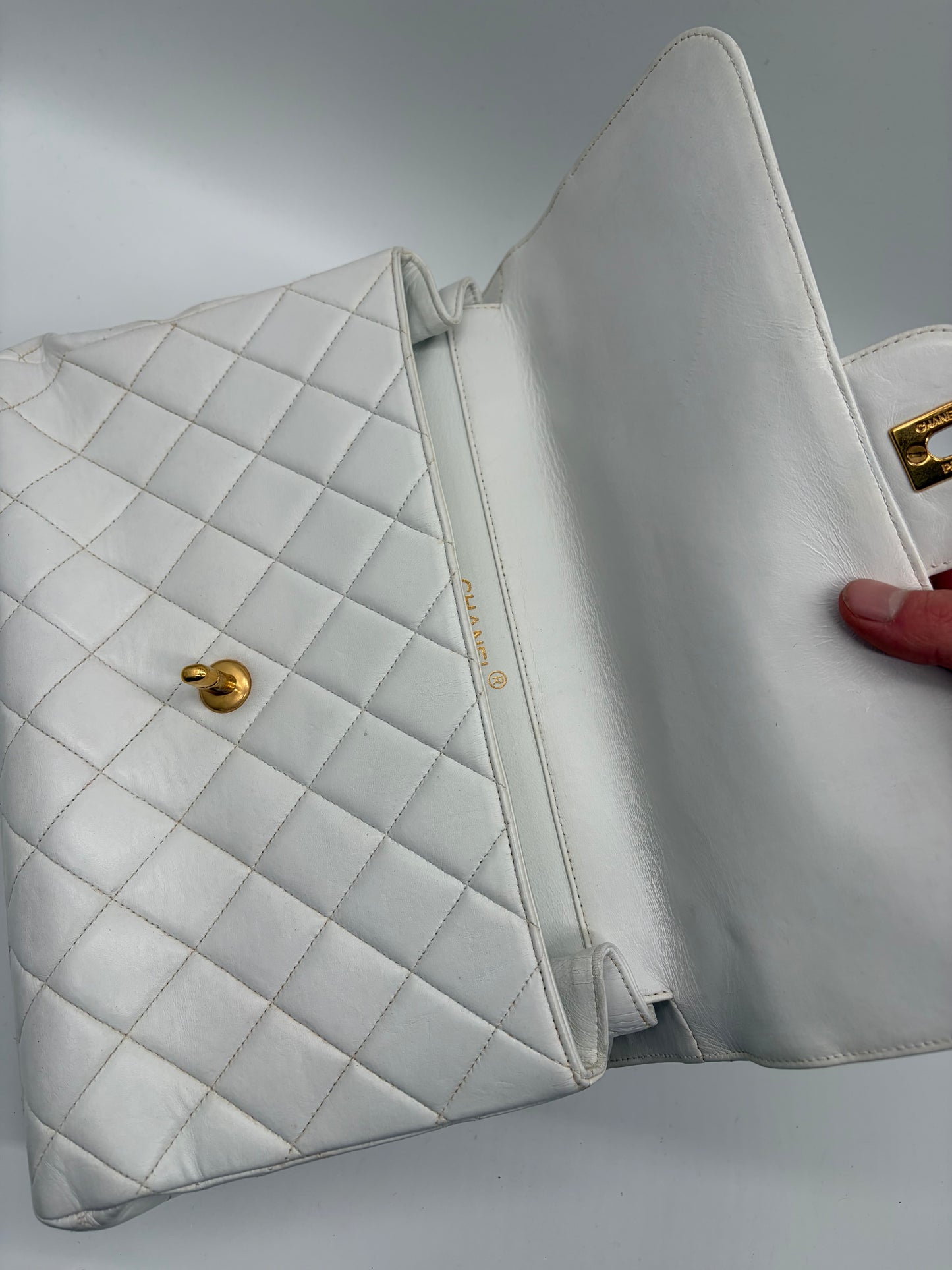 Chanel Matelassé Doppeltes Schultertasche/ Double Face Flap Weiß