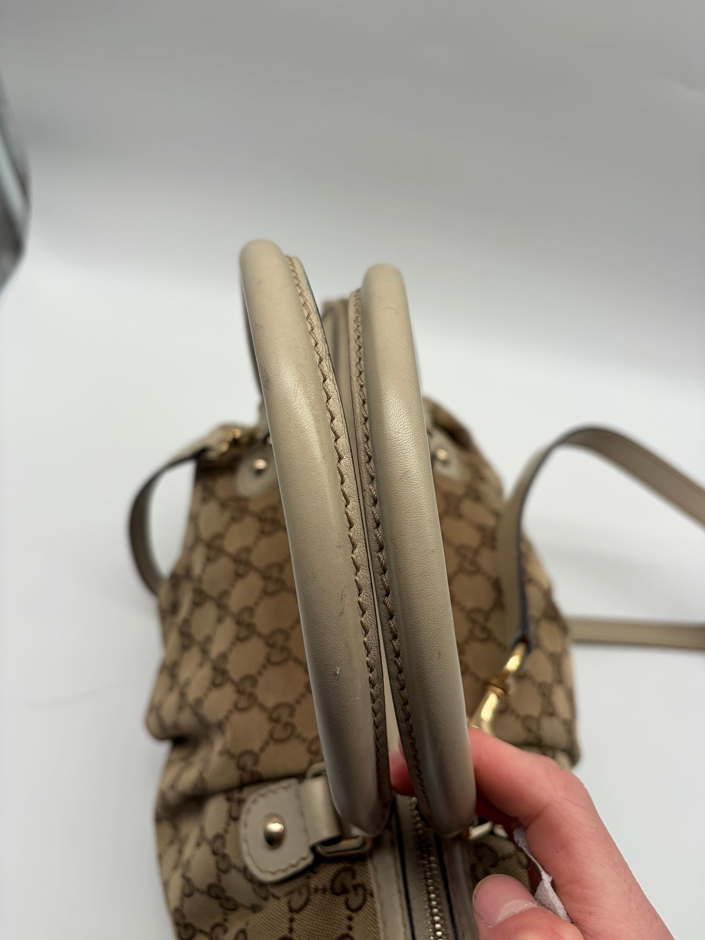 Gucci Sukey GG Canvas Handtasche mit Schultergurt