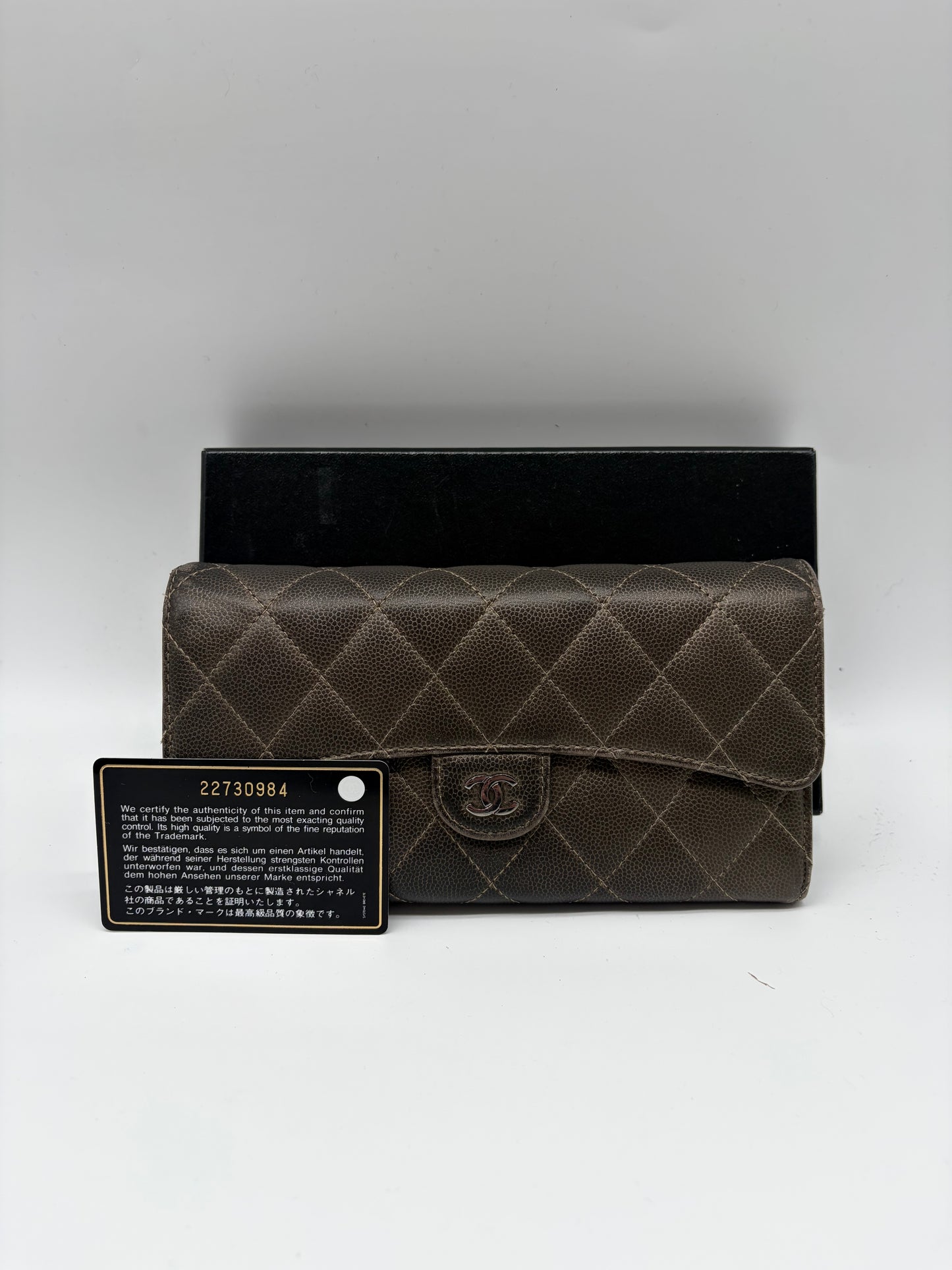 Chanel Caviar Matelasse Long Wallet Bronze/ Braun