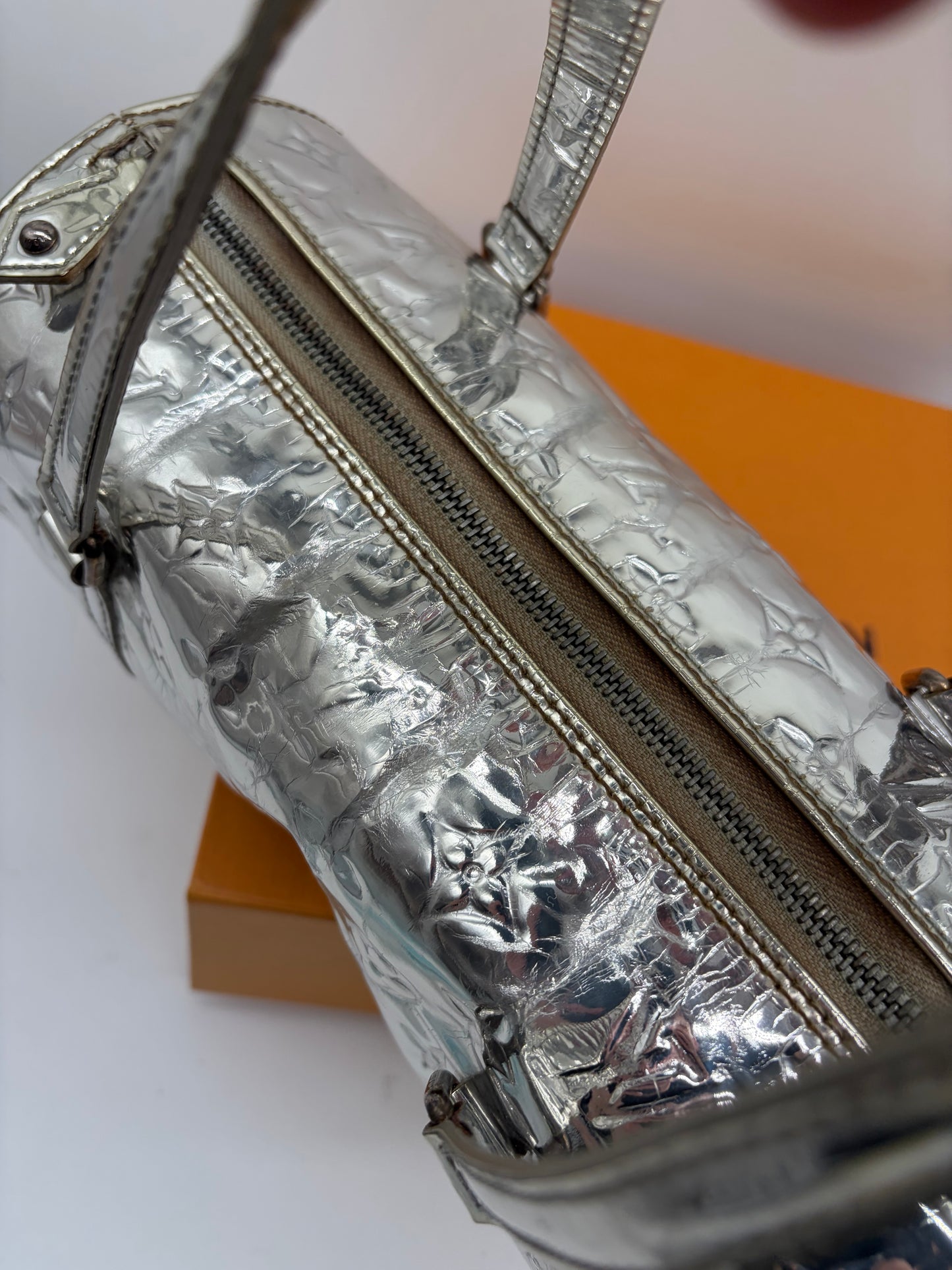 Louis Vuitton Miroir Papillon Handtasche Silber