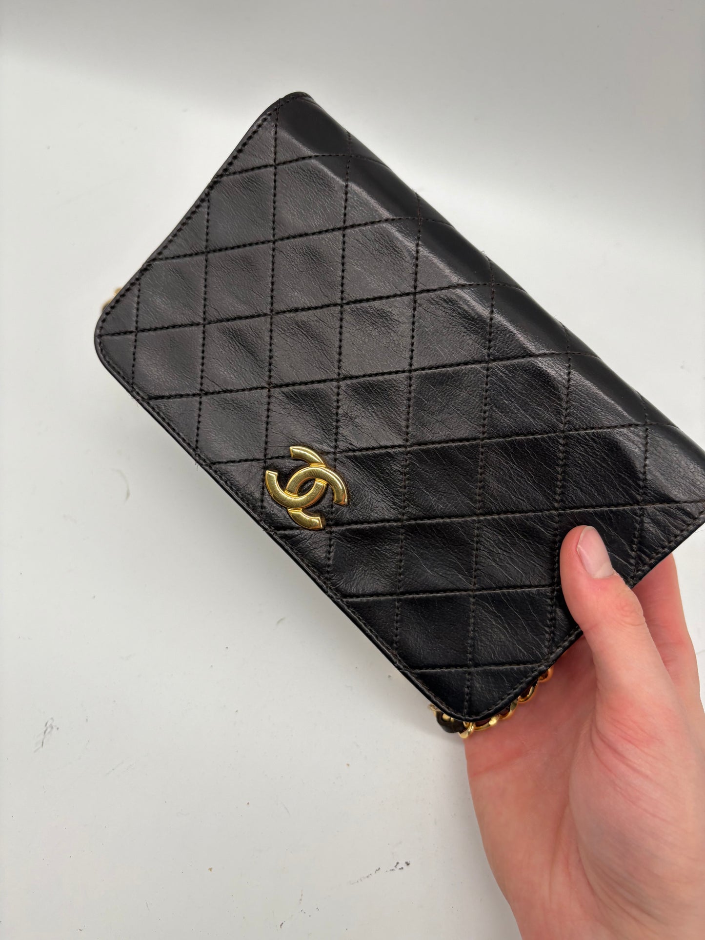 Chanel Mini Matelassé Umhängetasche schwarz