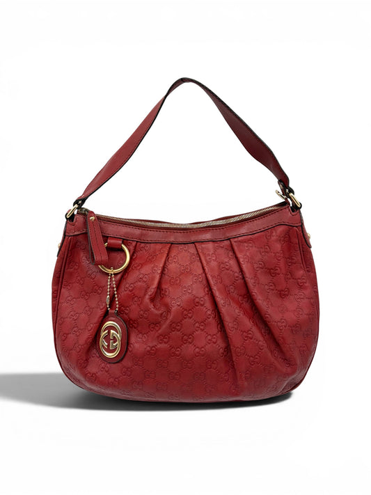 Gucci Medium Sukey Hobo mit rotem Guccissima Leder