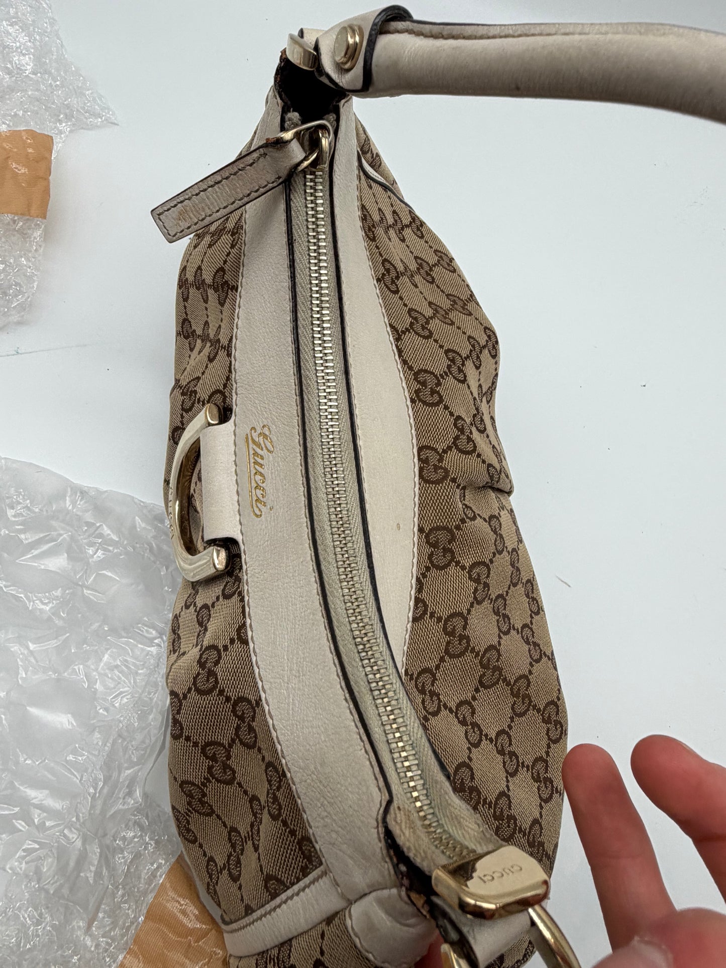 Gucci Abbey D-Ring Schultertasche beige creme