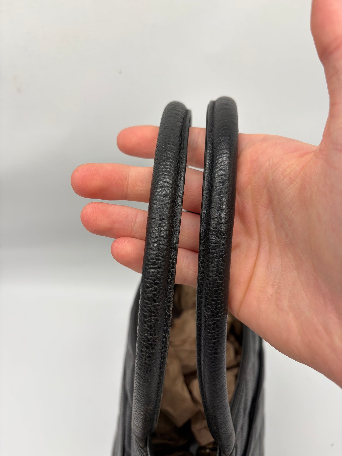 Chanel Gold Medallion Quitted Kaviar Schultertasche