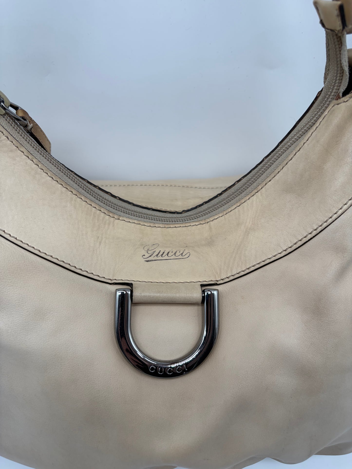 Gucci Abbey D-Ring Hobo Bag Leder Beige – Vintage