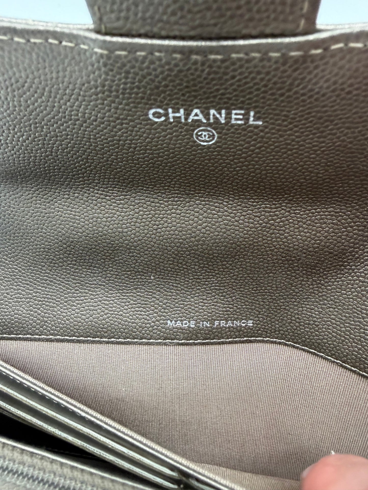 Chanel Caviar Matelasse Long Wallet Bronze/ Braun