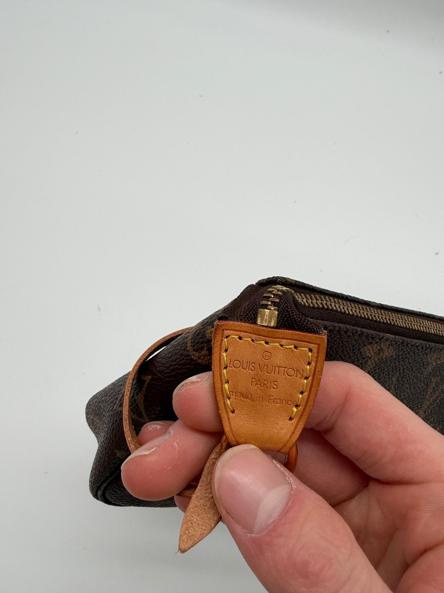 Louis Vuitton Monogram Pochette Accessoires Handtasche