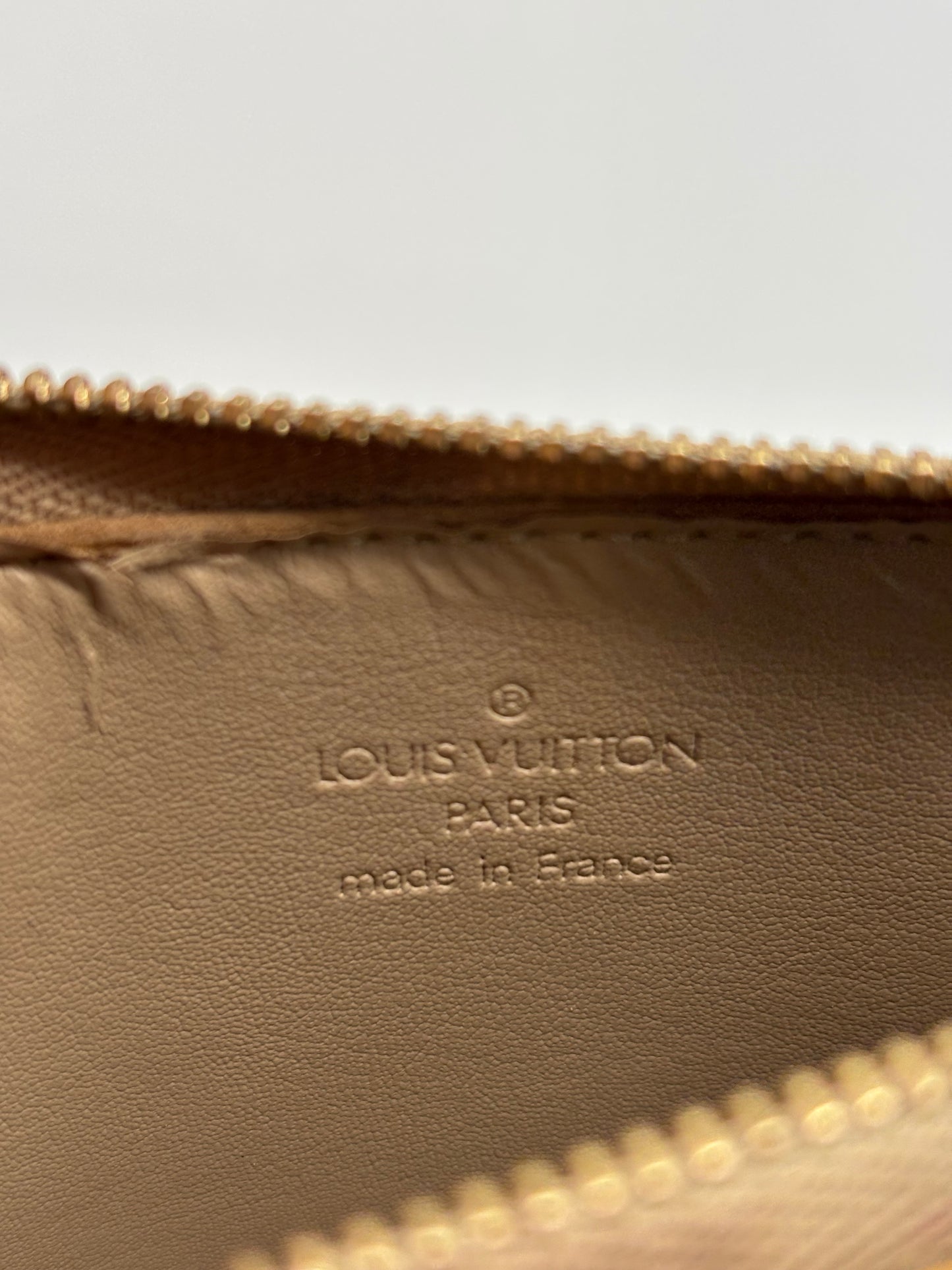 Louis Vuitton Vernis Lexington Fleurs Pochette Handtasche