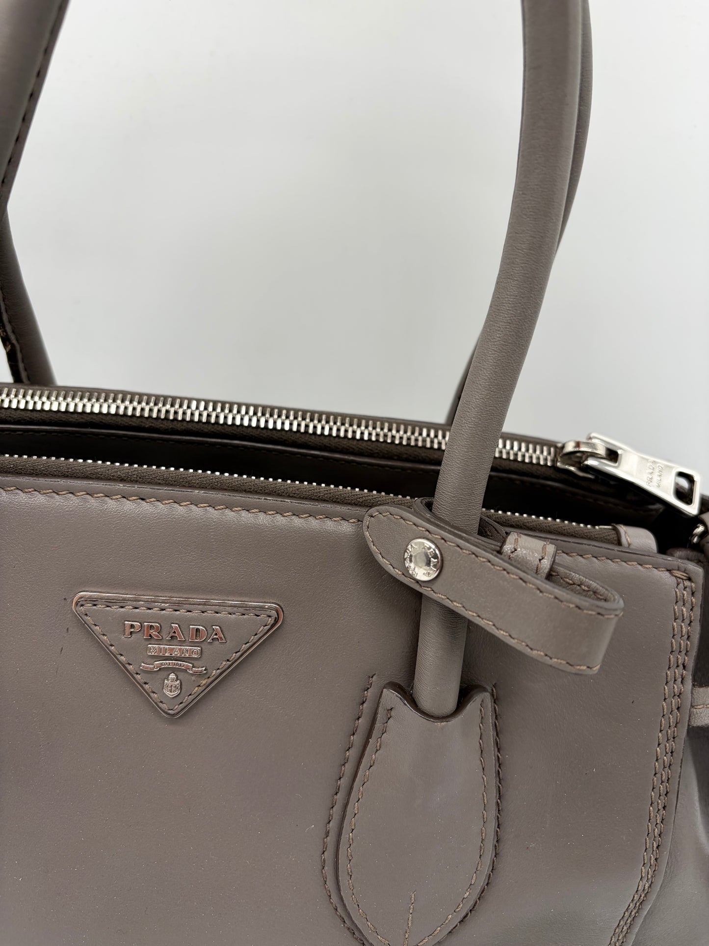 Prada City Sport Calfskin Tote Handtasche