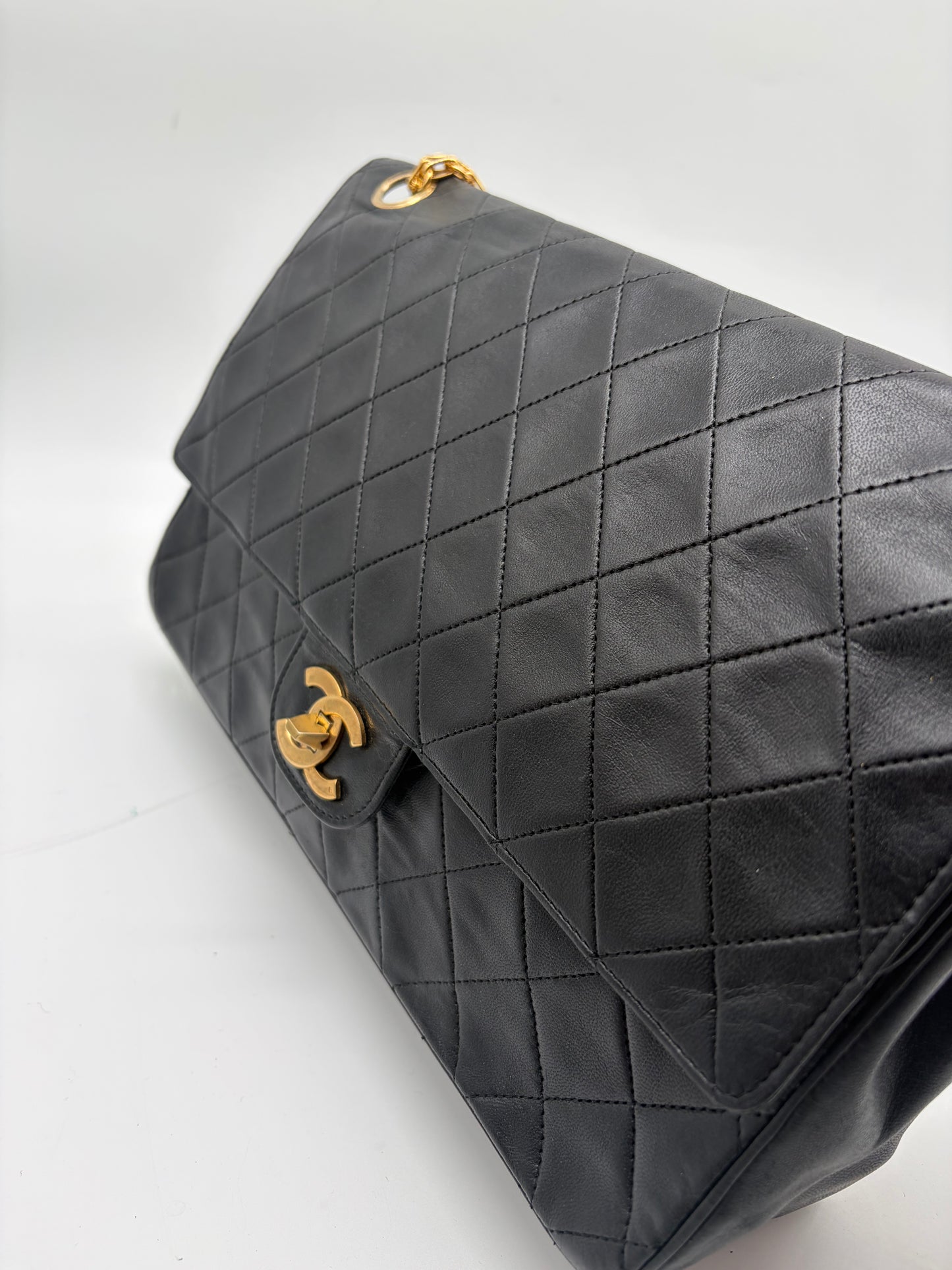 Chanel Double Flap Medium Schwarz GHW