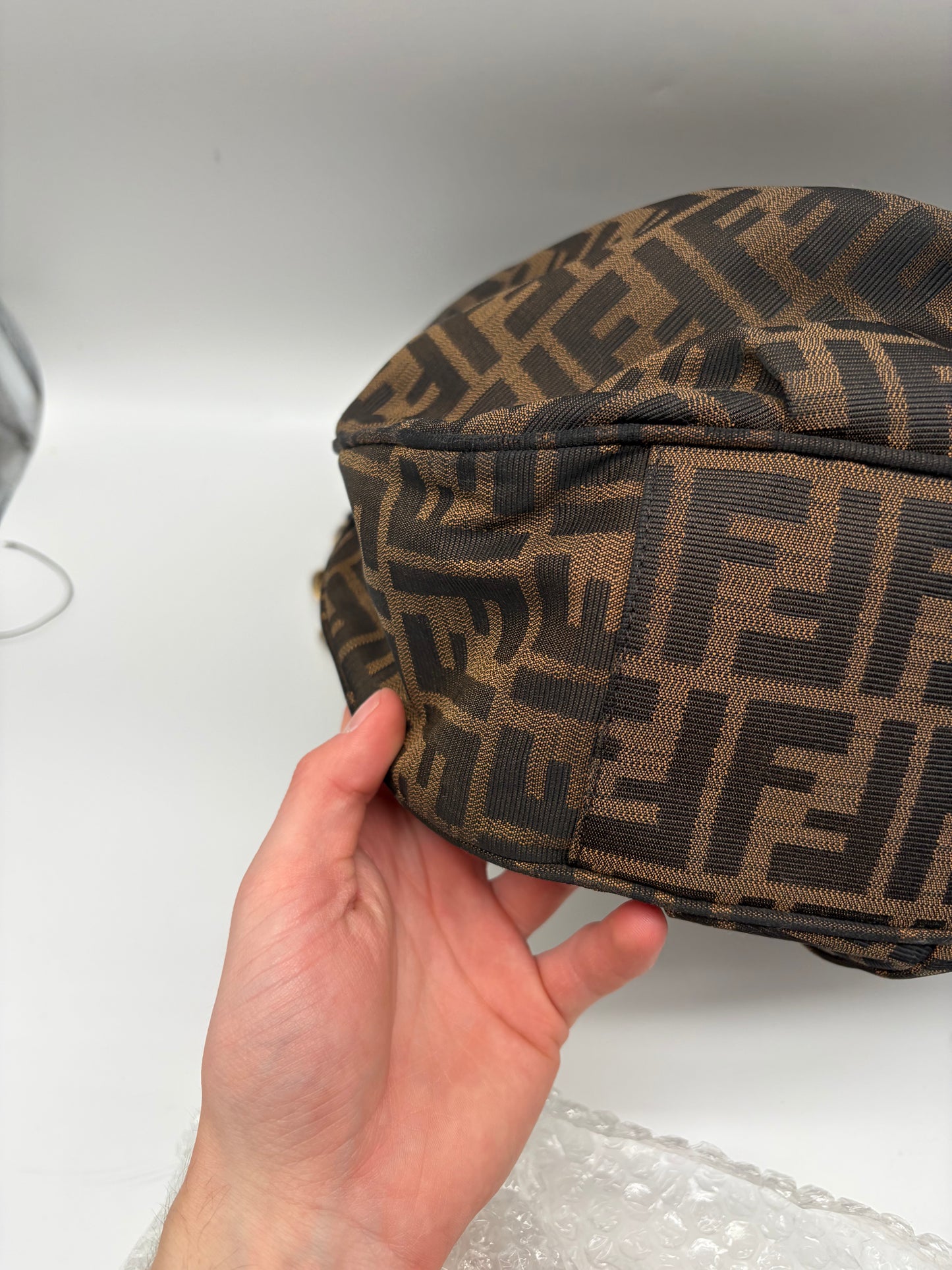 Fendi Tobacco Zucca Print Canvas Mia Hobo Handtasche