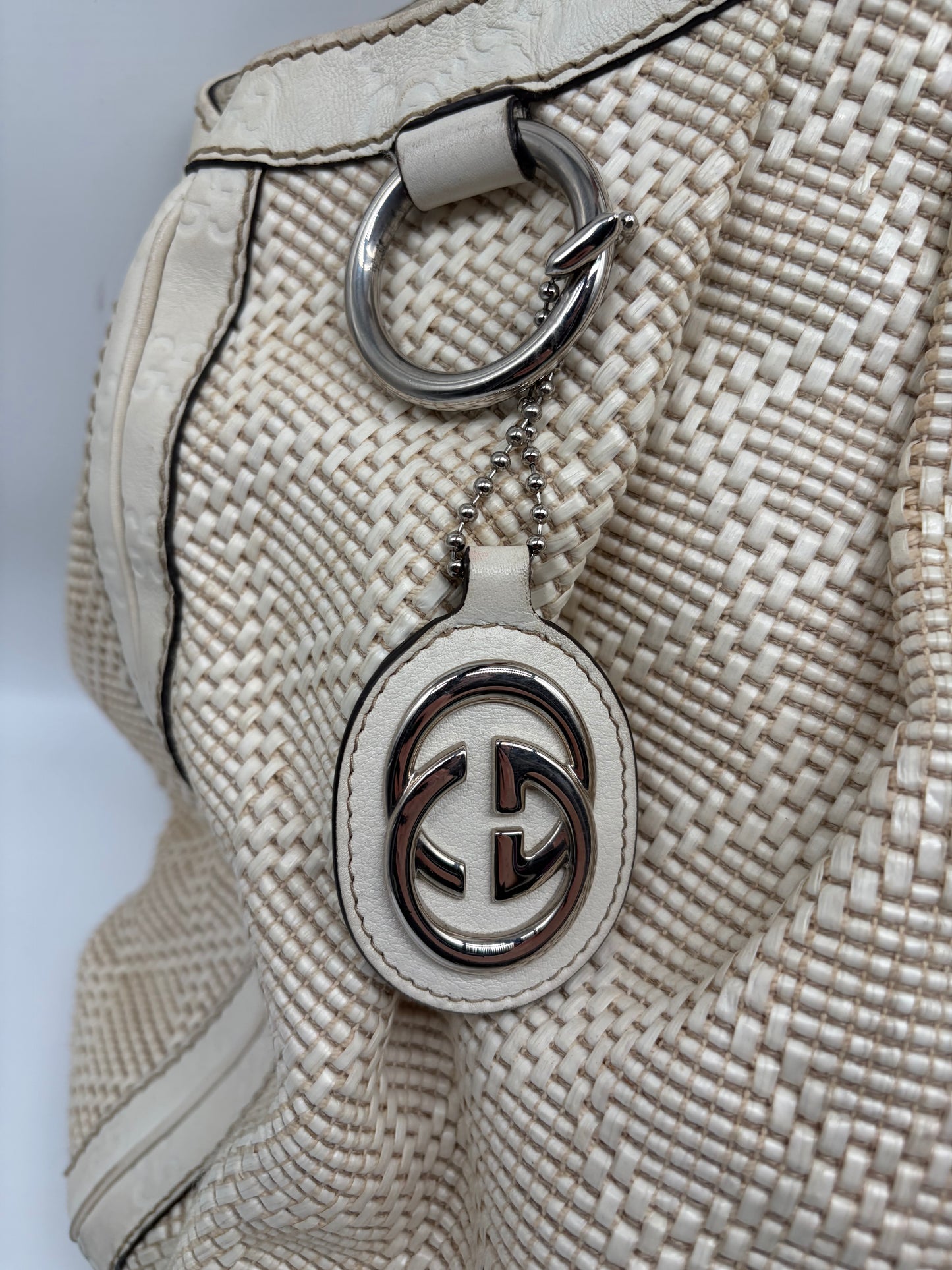Gucci Guccissima Sukey Tote Bag Large Diamant weiß