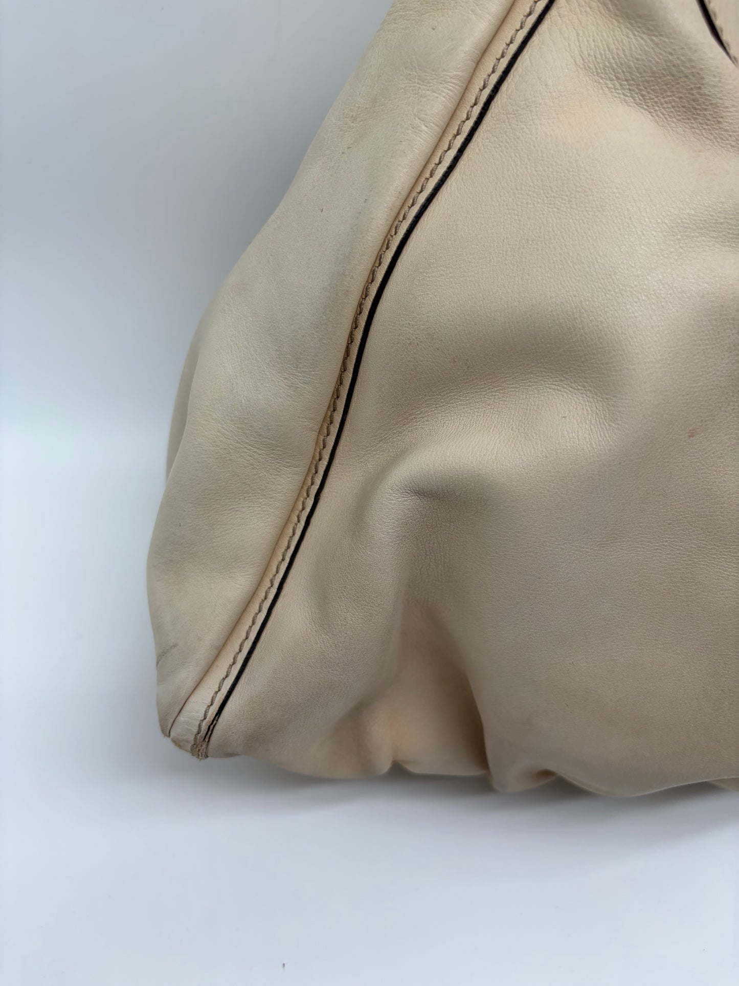 Gucci Abbey D-Ring Hobo Bag Leder Beige – Vintage