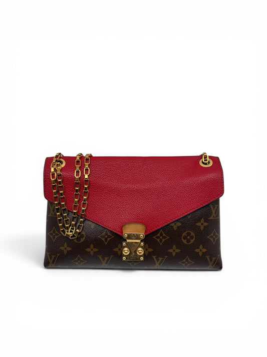 Louis Vuitton Pallas Chain Crossbody/ Schultertasche