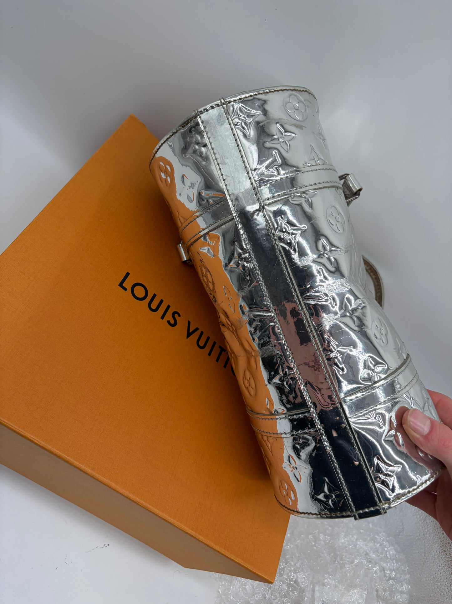 Louis Vuitton Miroir Papillon Handtasche Silber