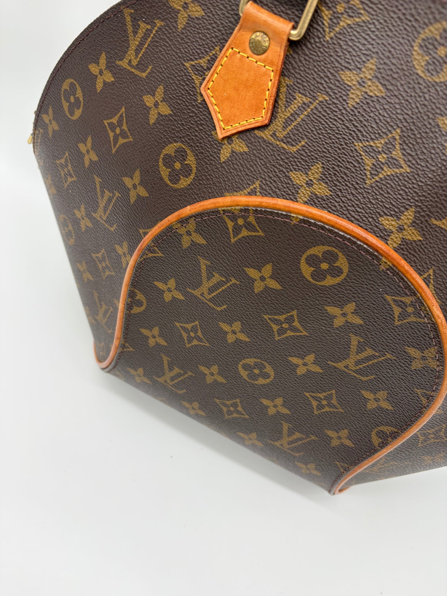 Louis Vuitton Monogram Ellipse MM – Klassische Canvas-Handtasche