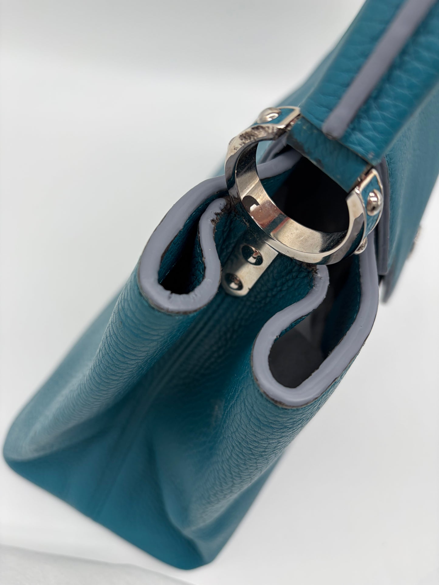 Louis Vuitton Capucines MM Handtasche