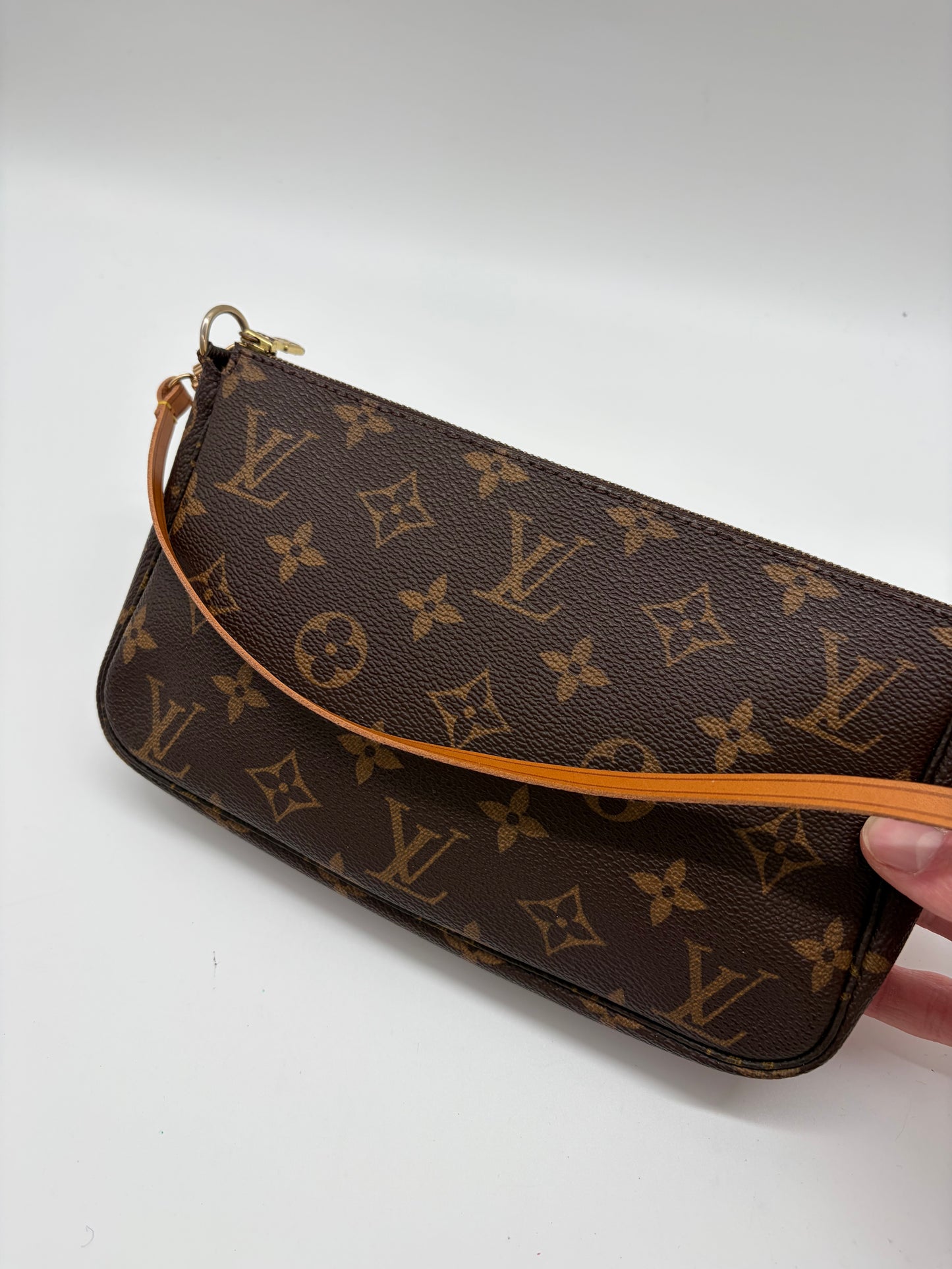 Louis Vuitton Monogram Pochette Accessoires Handtasche