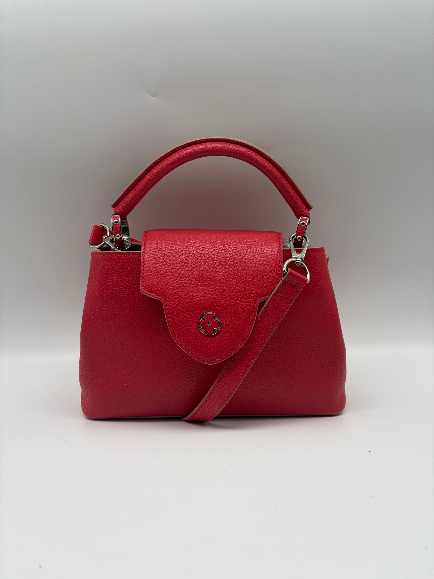 Louis Vuitton Capucines BB Taurillon mit Schultergurt