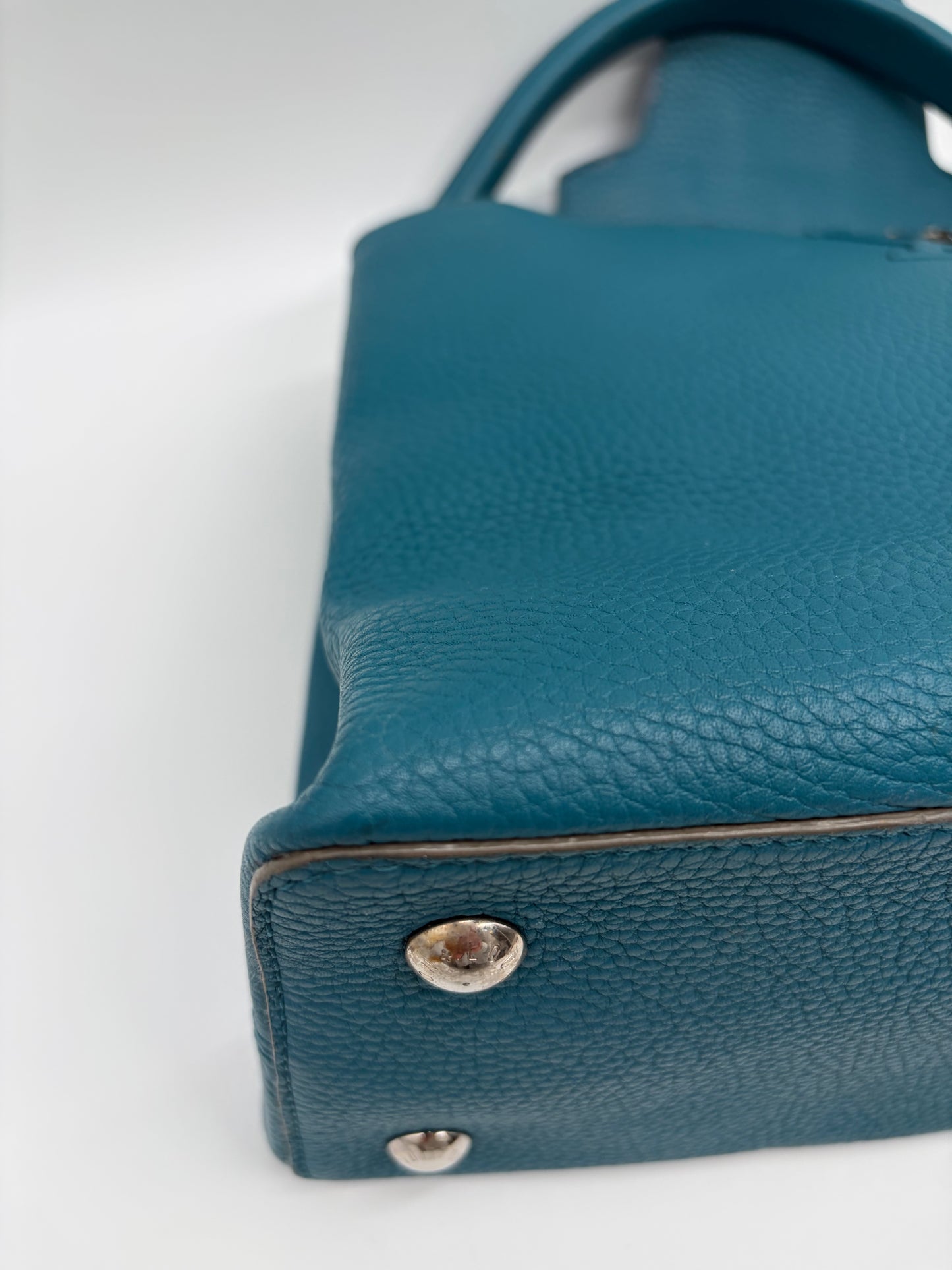 Louis Vuitton Capucines MM Handtasche