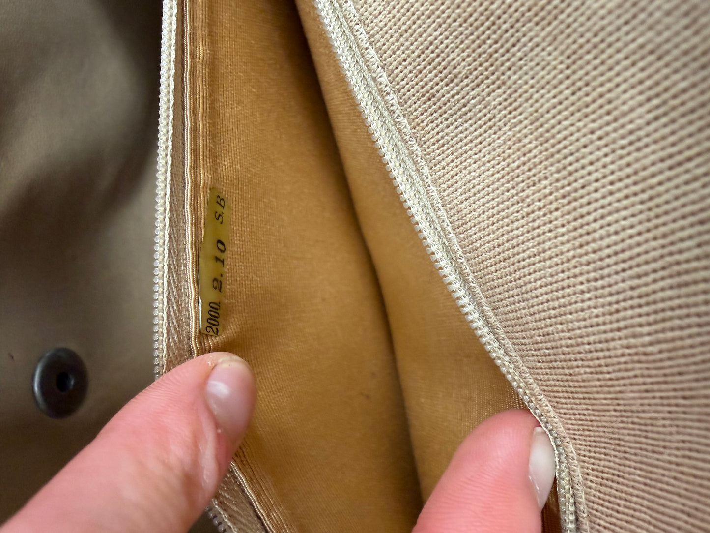 Chanel Matelassé Flap Baumwolle Schultertasche – Beige