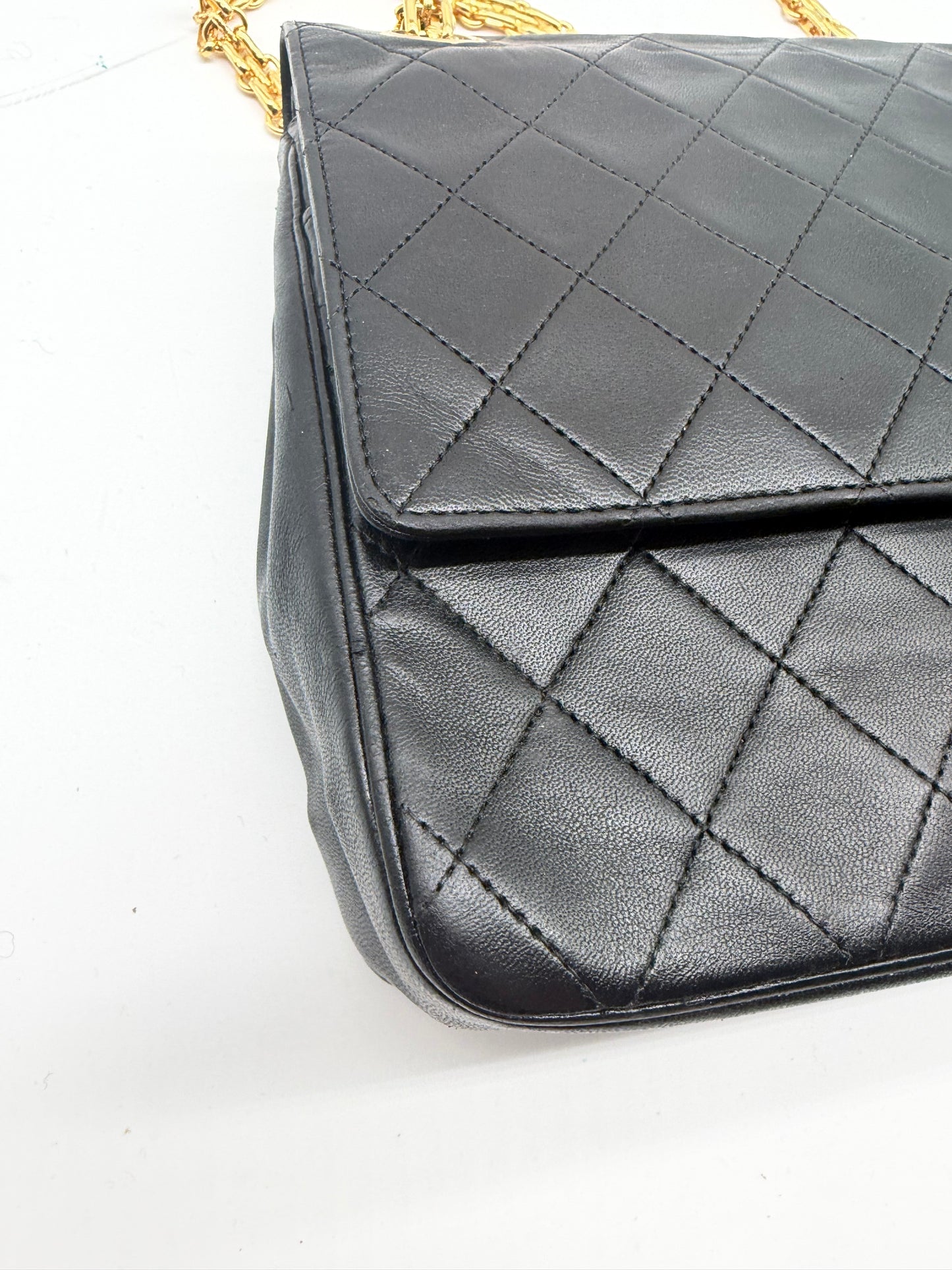 Chanel Double Flap Medium Schwarz GHW