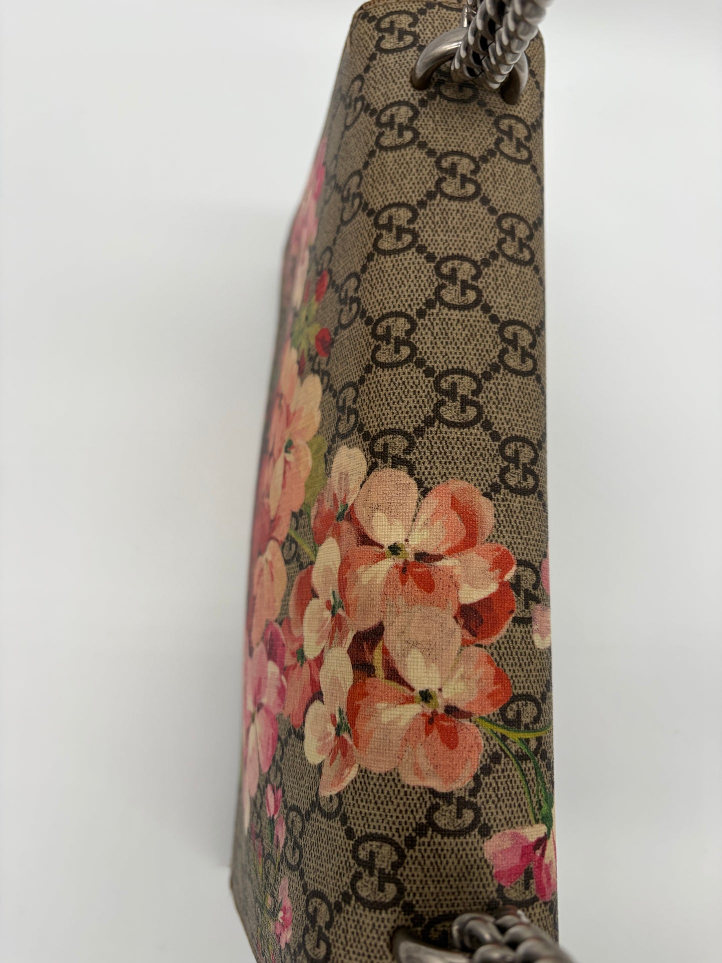 Gucci Dionysus GG Supreme Blumen Schultertasche