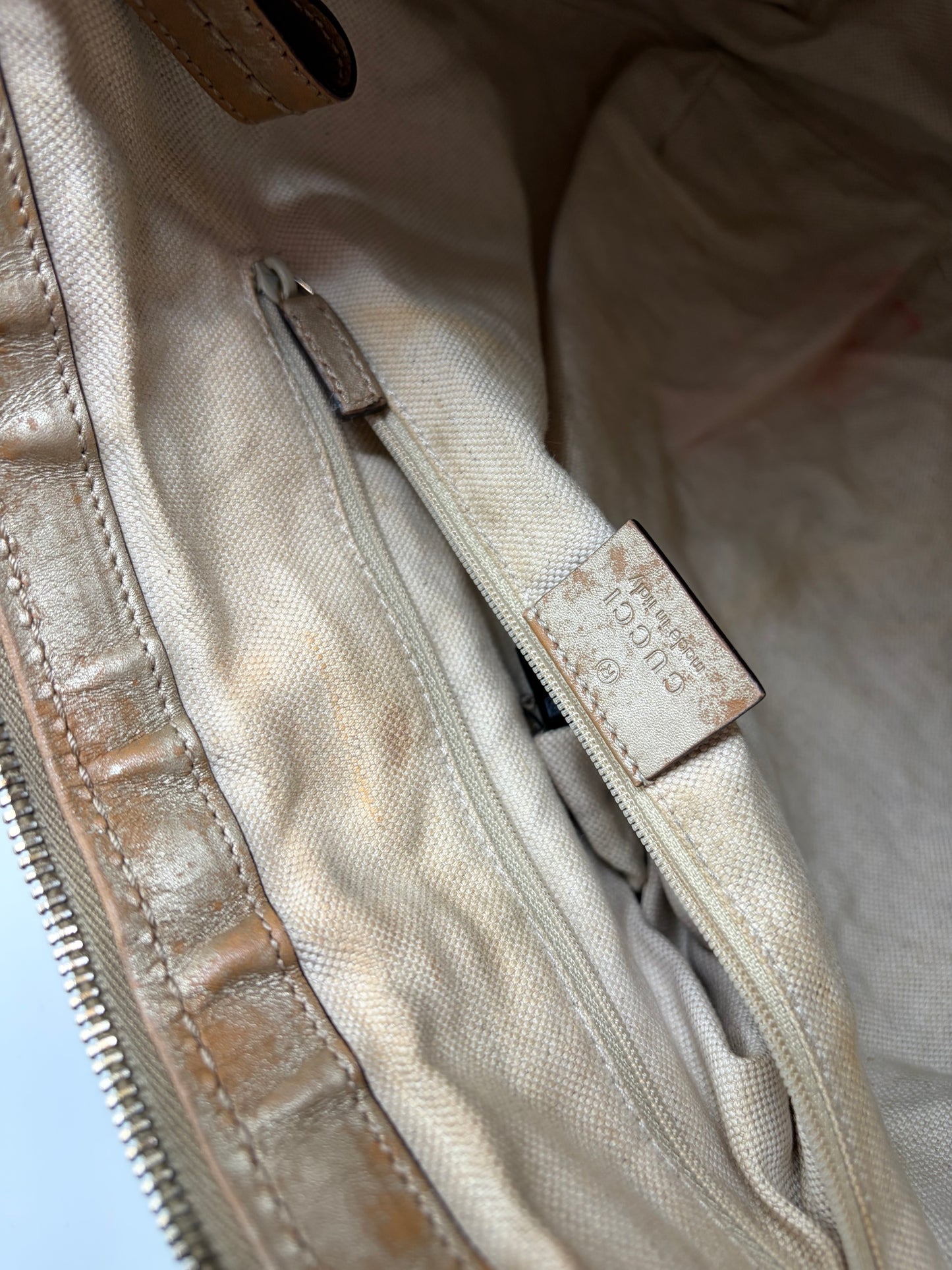 Gucci Sukey Medium Hobo Bag braunbeige goldene Handtasche