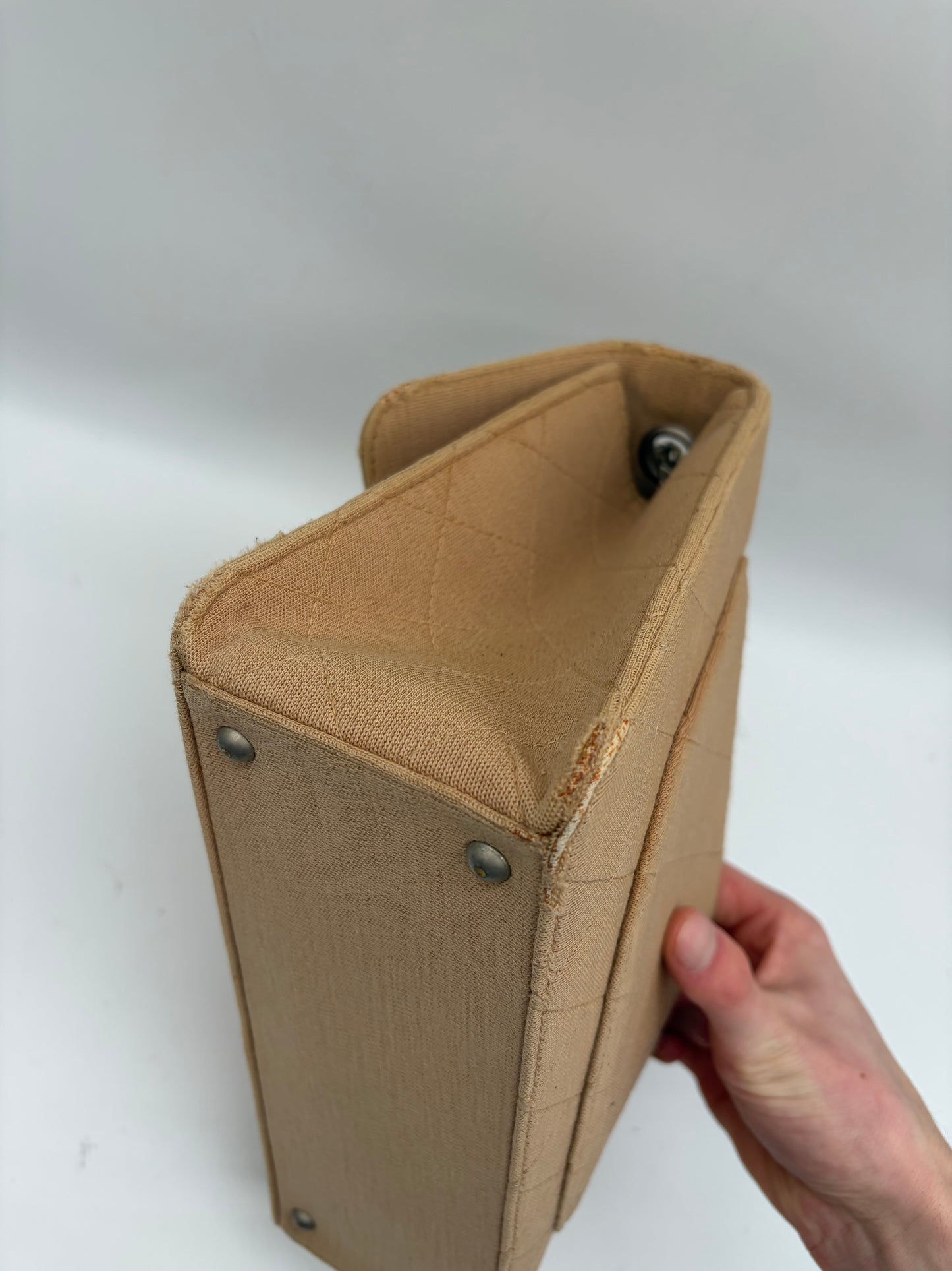 Chanel Matelassé Flap Baumwolle Schultertasche – Beige