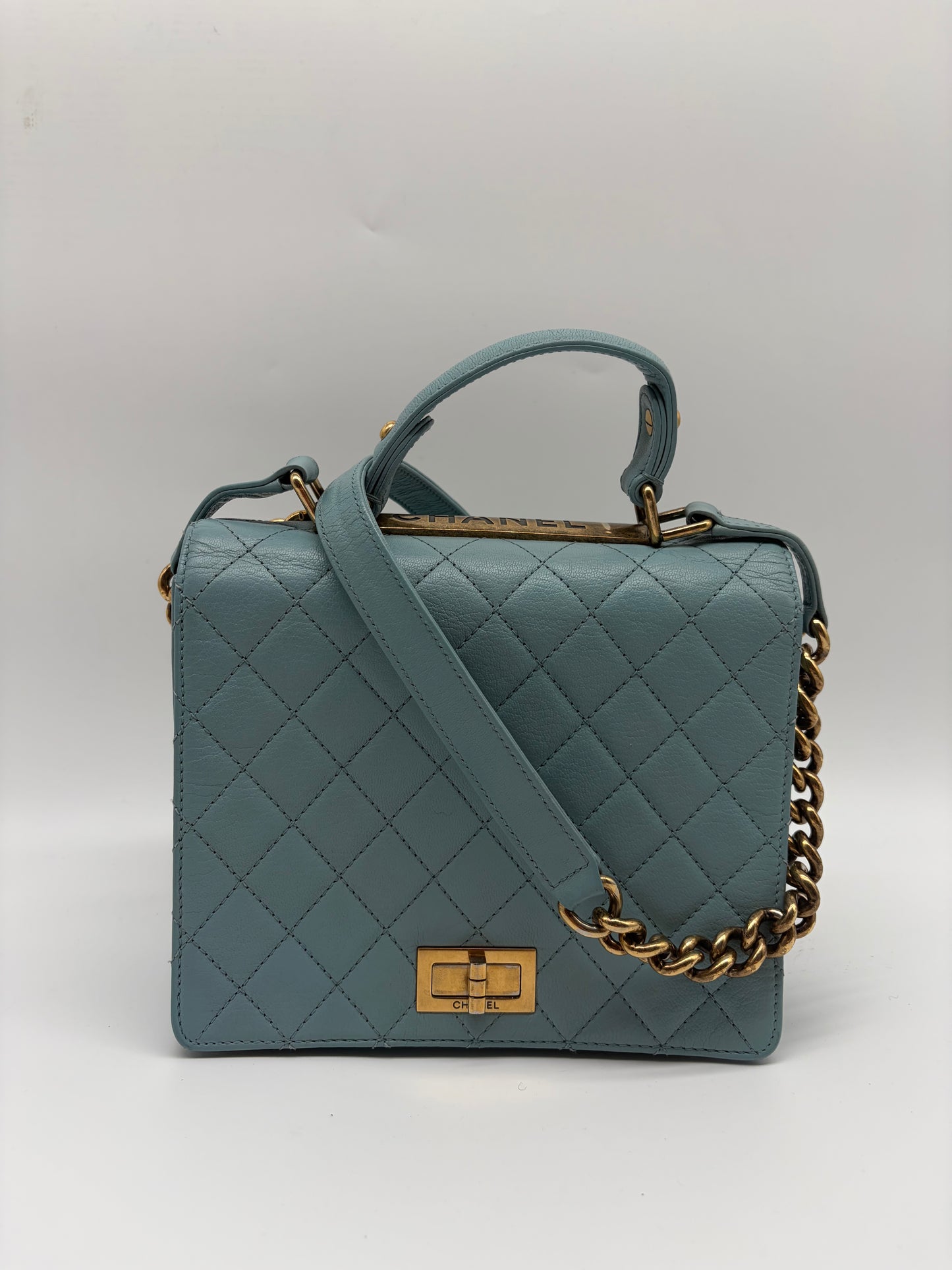 Chanel Rita Flap Bag Handtasche Hellblau Gold Hardware