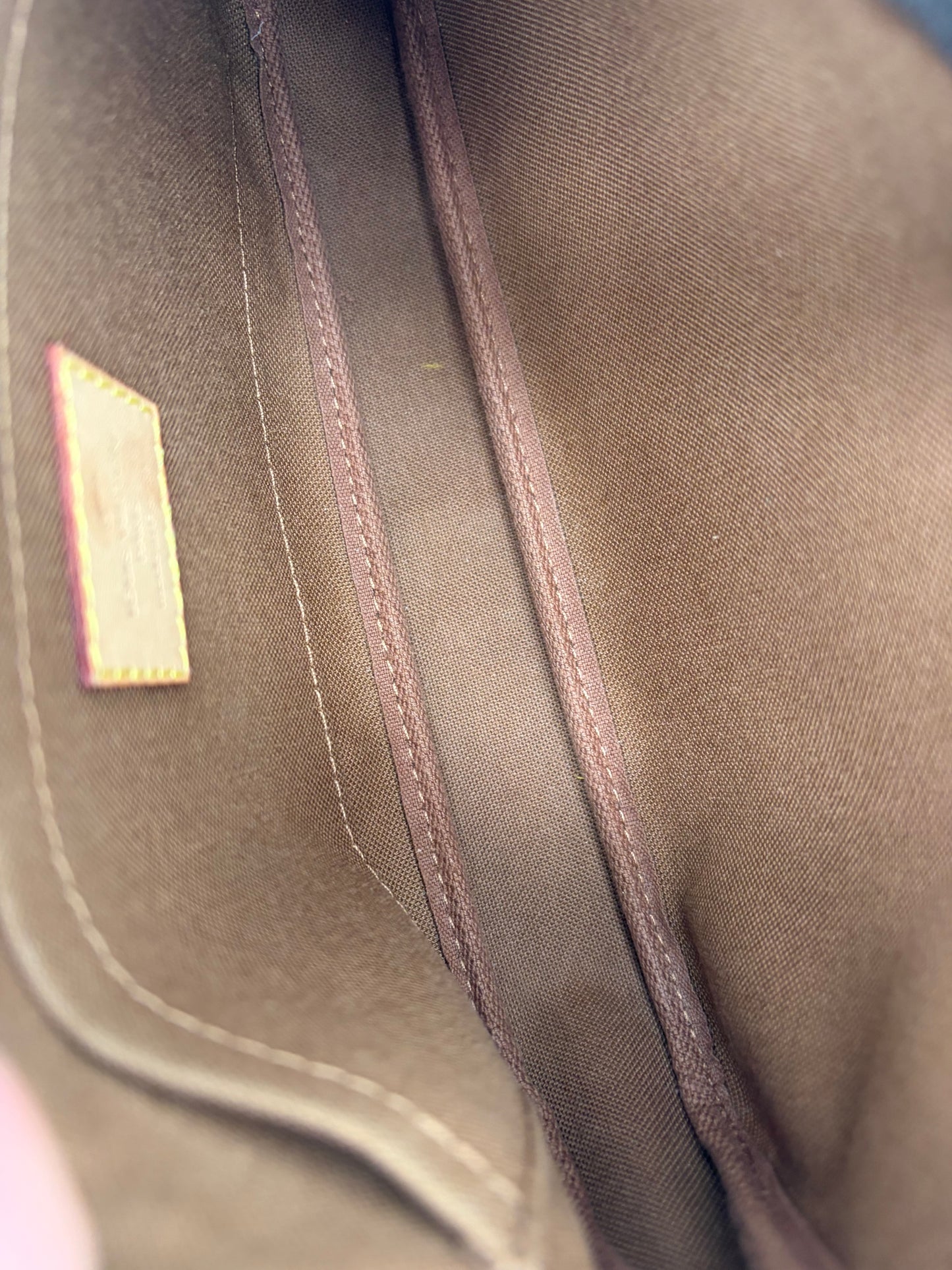 Louis Vuitton Multi Pochette Accessoires My World Tour Special Edition