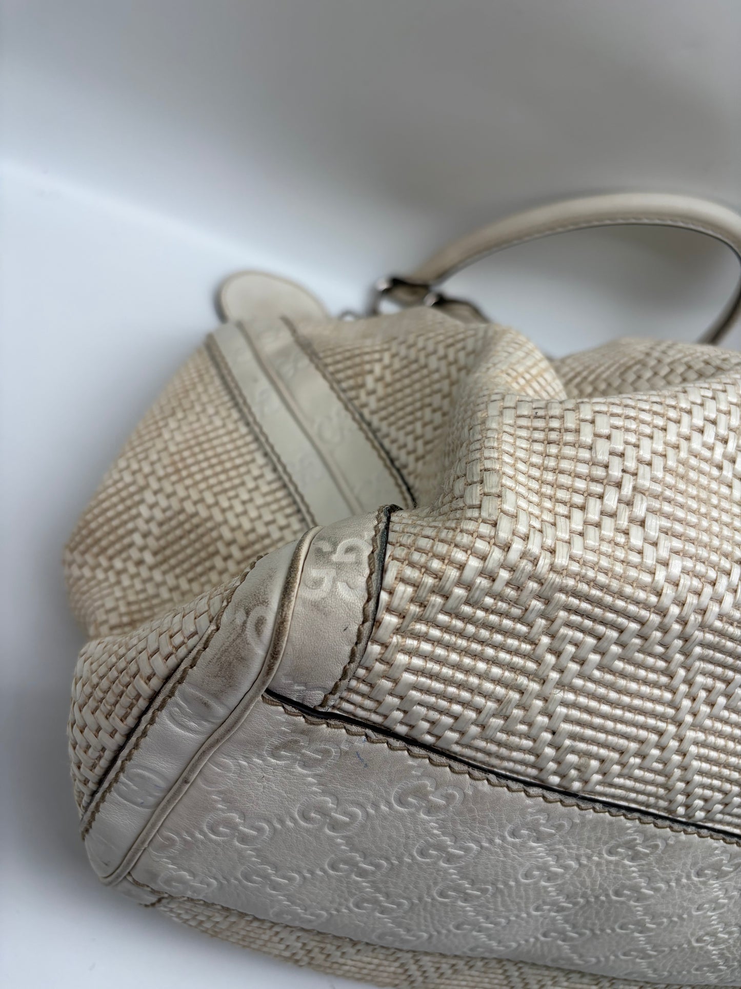 Gucci Guccissima Sukey Tote Bag Large Diamant weiß
