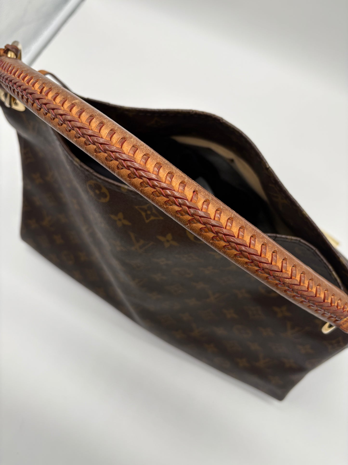 Louis Vuitton Artsy MM Hobo Monogram Bag (Brown Vintage Designer Handbag)